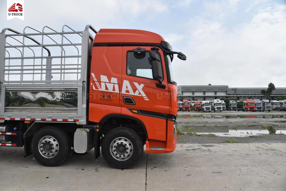 Howo MAX 350 8×4 Cargo Truck – Tarpaulin Frame 9.7M