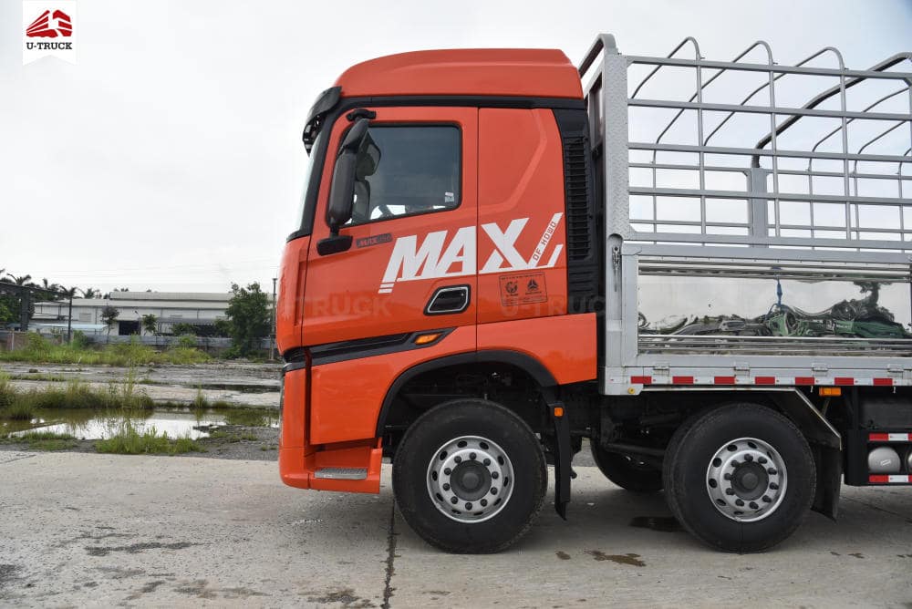 Howo MAX 350 8×4 Cargo Truck – Tarpaulin Frame 9.7M