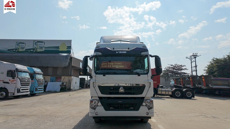 HOWO TX 240 4×2 Cargo Truck with 9.9m Tarpaulin Body