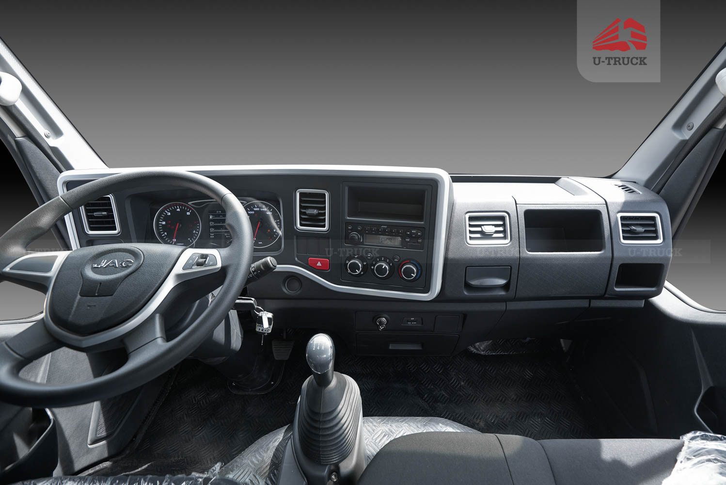 JAC H200 E5 – Box Cargo Truck