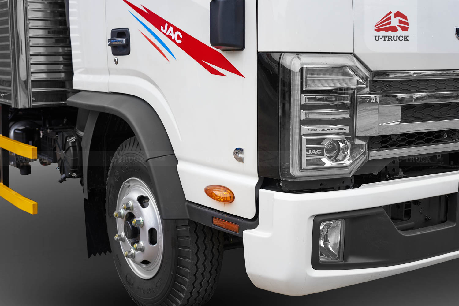 JAC N750 Plus E5A – Box Cargo Truck