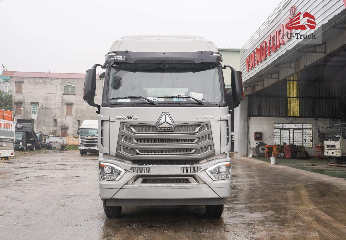Howo NX 8×4 Feed Tanker Truck – 26m³