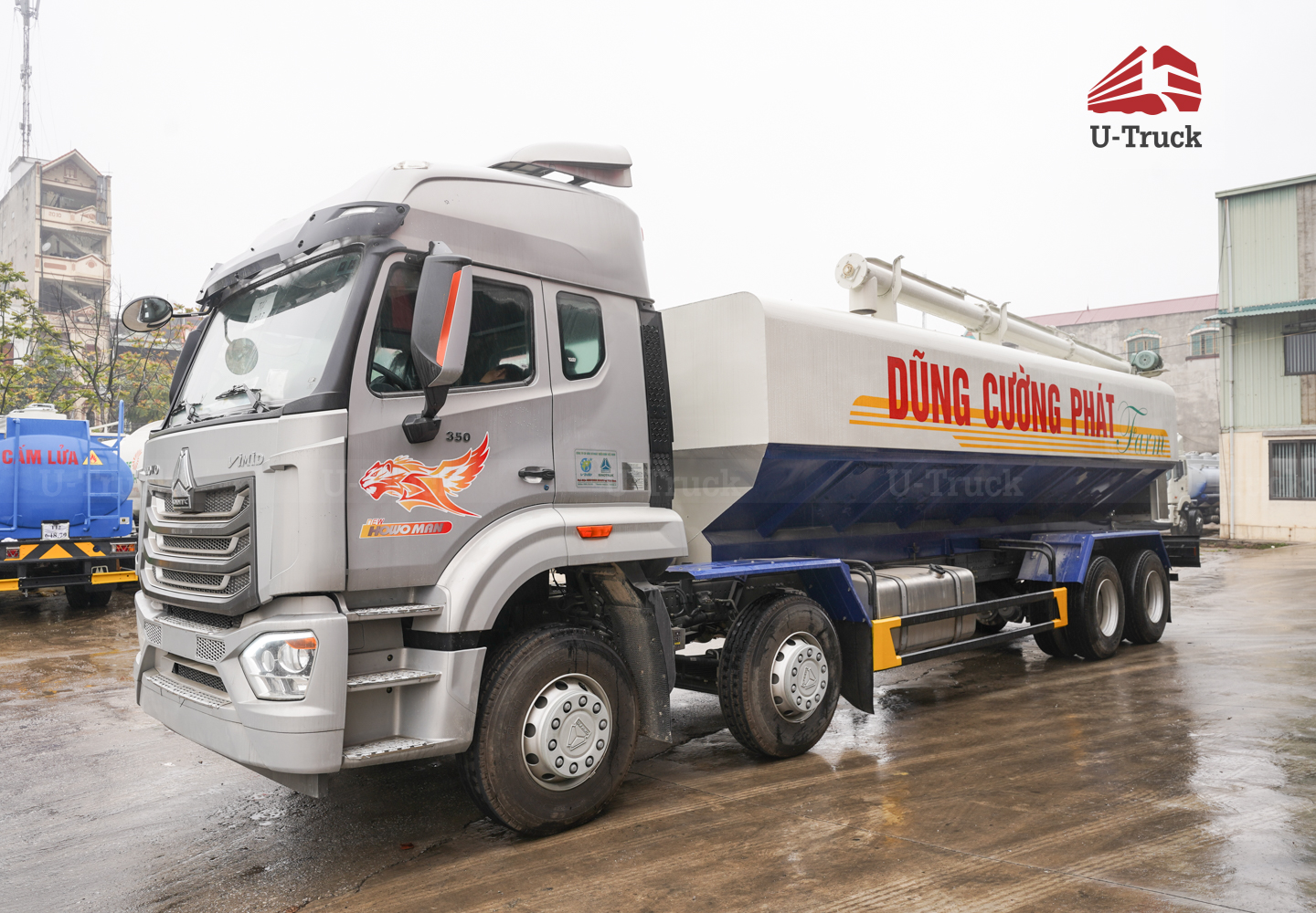 Howo NX 8×4 Feed Tanker Truck – 26m³