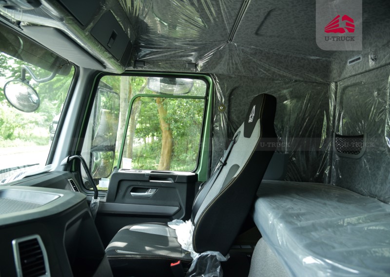 Howo V7-X 400HP 8×4 Dump Truck – U-Shape Dump Box