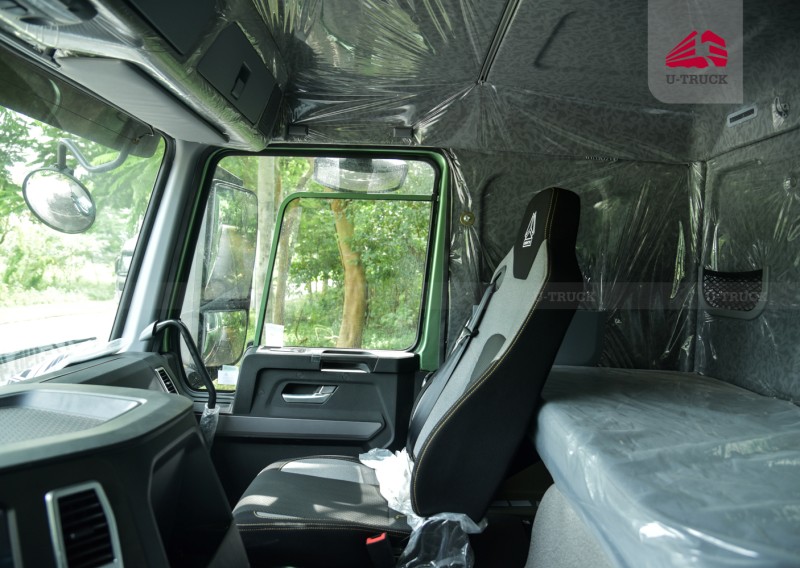 Howo V7-X 400HP 8×4 Dump Truck – U-Shape Dump Box