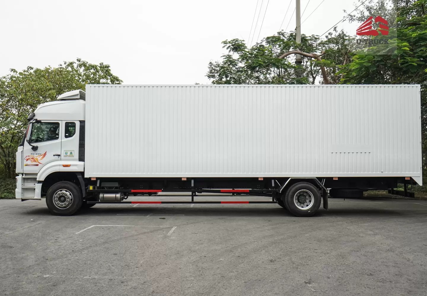 Xe tải thùng HOWO NX 4x2 thùng công pallet 3CH 9M8