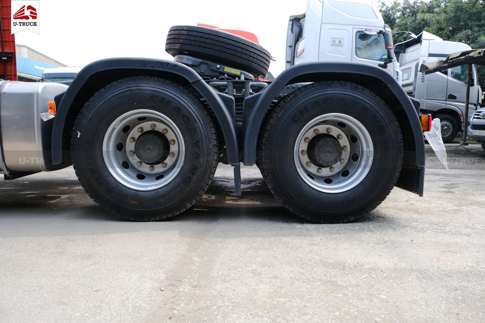 Howo TS7-E 460HP Tractor – Single Reduction Rear Axle