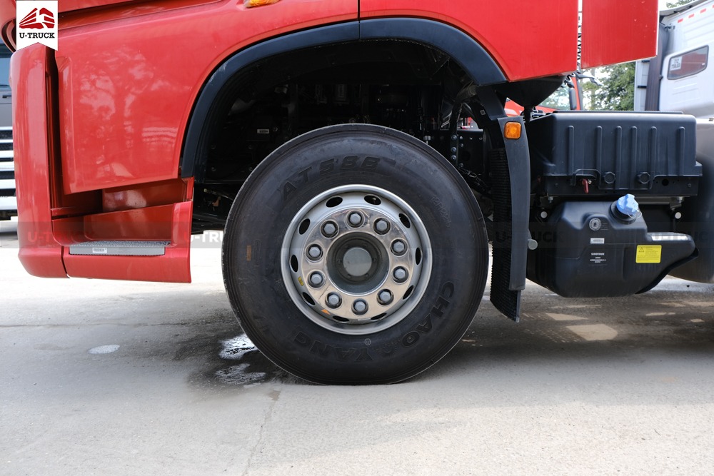 Howo TS7-E 460HP Tractor – Single Reduction Rear Axle