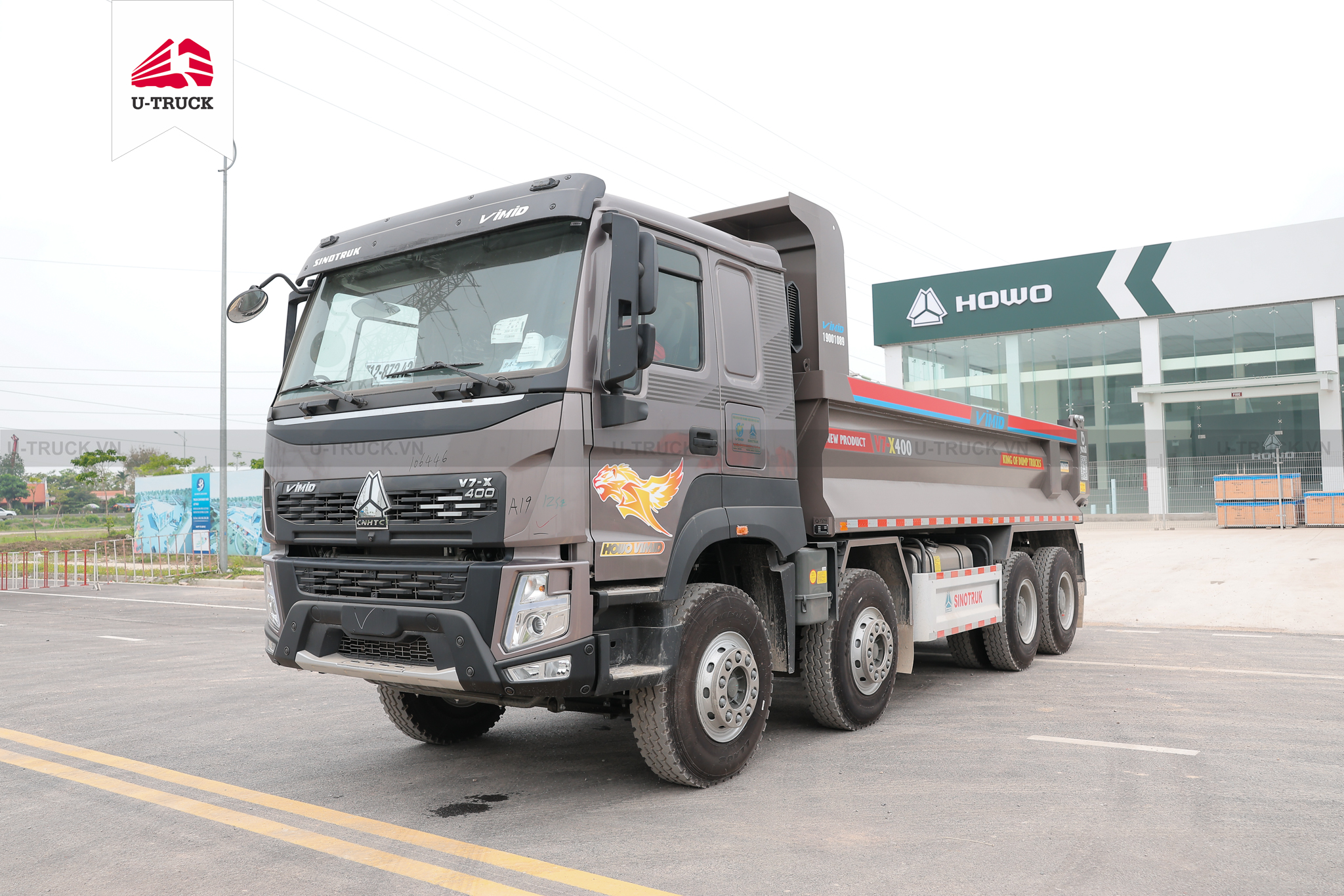 Xe ben HOWO V7X 400 8X4 Thùng đúc (Sát xi 8+8mm)