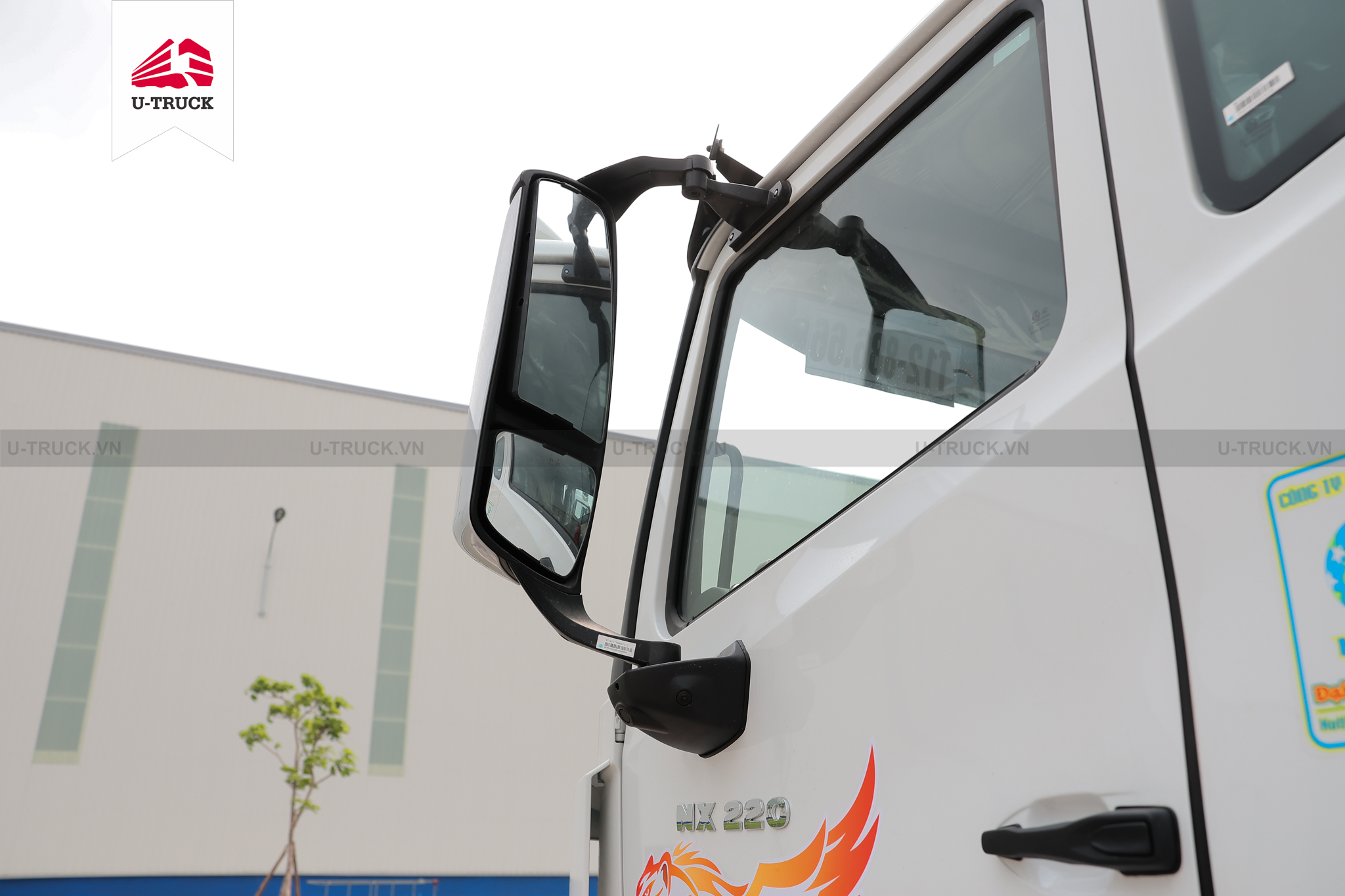 Howo NX220 4×2 Cargo Truck – Tarpaulin Frame 7.6m (Imported)