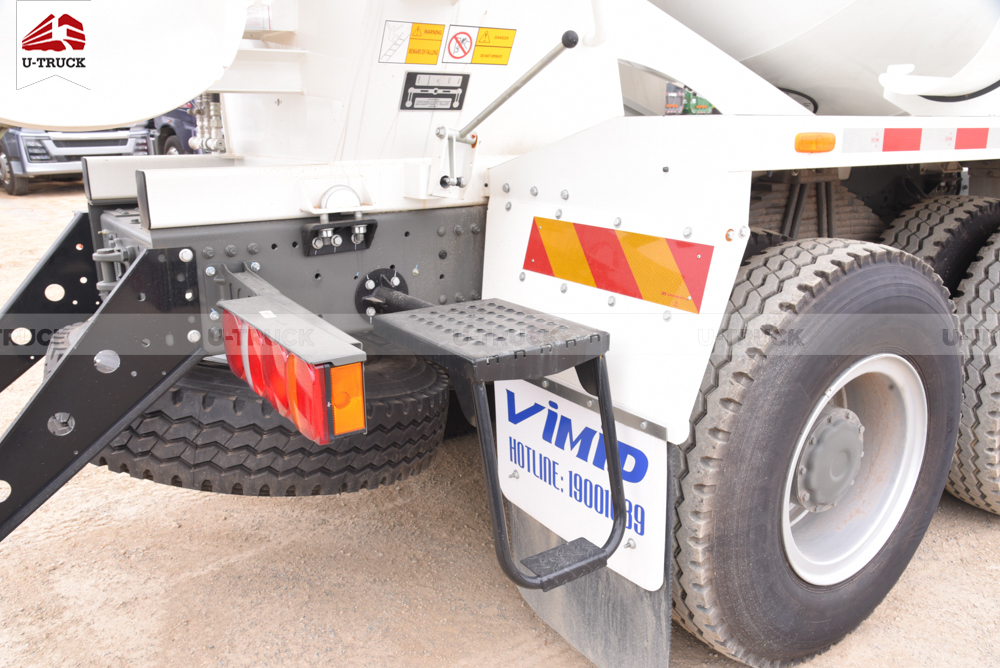 Howo TX 350HP 10m³ Concrete Mixer Truck