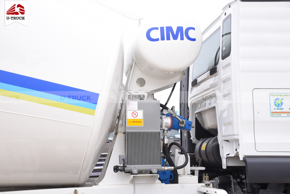 Howo TX 350HP 10m³ Concrete Mixer Truck