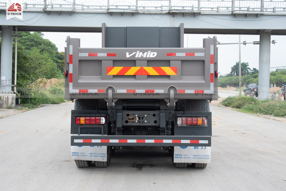 HowoV7X 380 8×4 Dump Truck – Square Shape Dump Box (8+8)