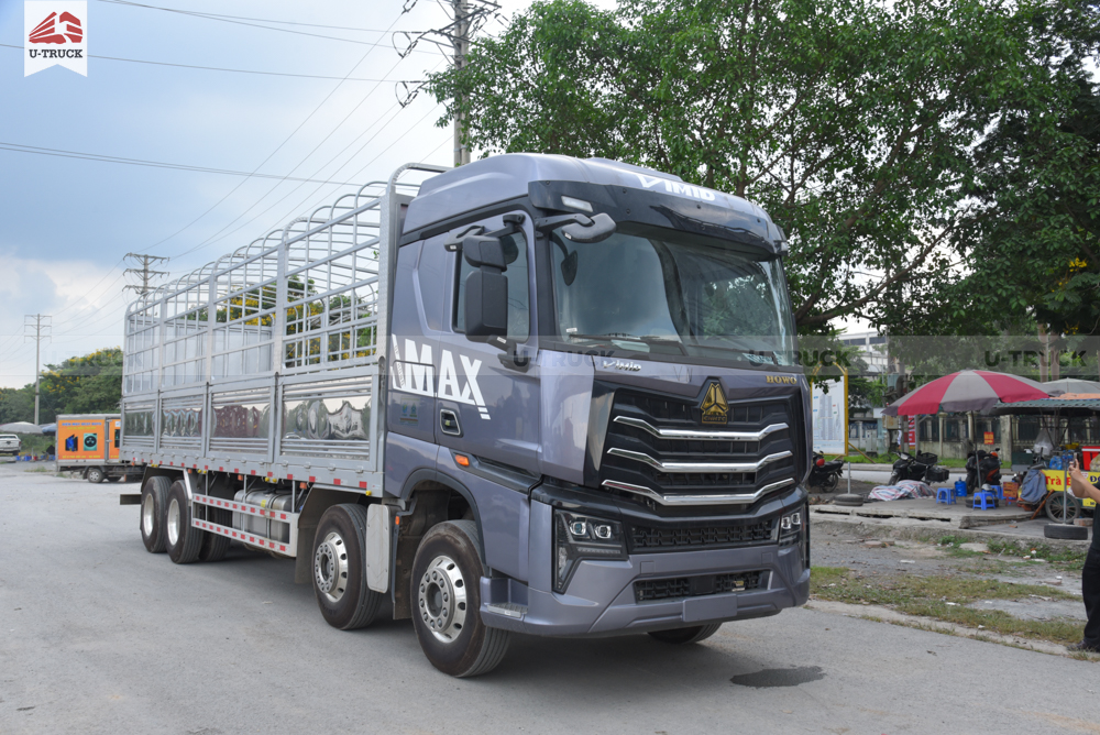 Xe tải HOWO MAX 400 8×4 khung mui nhập khẩu 9m7