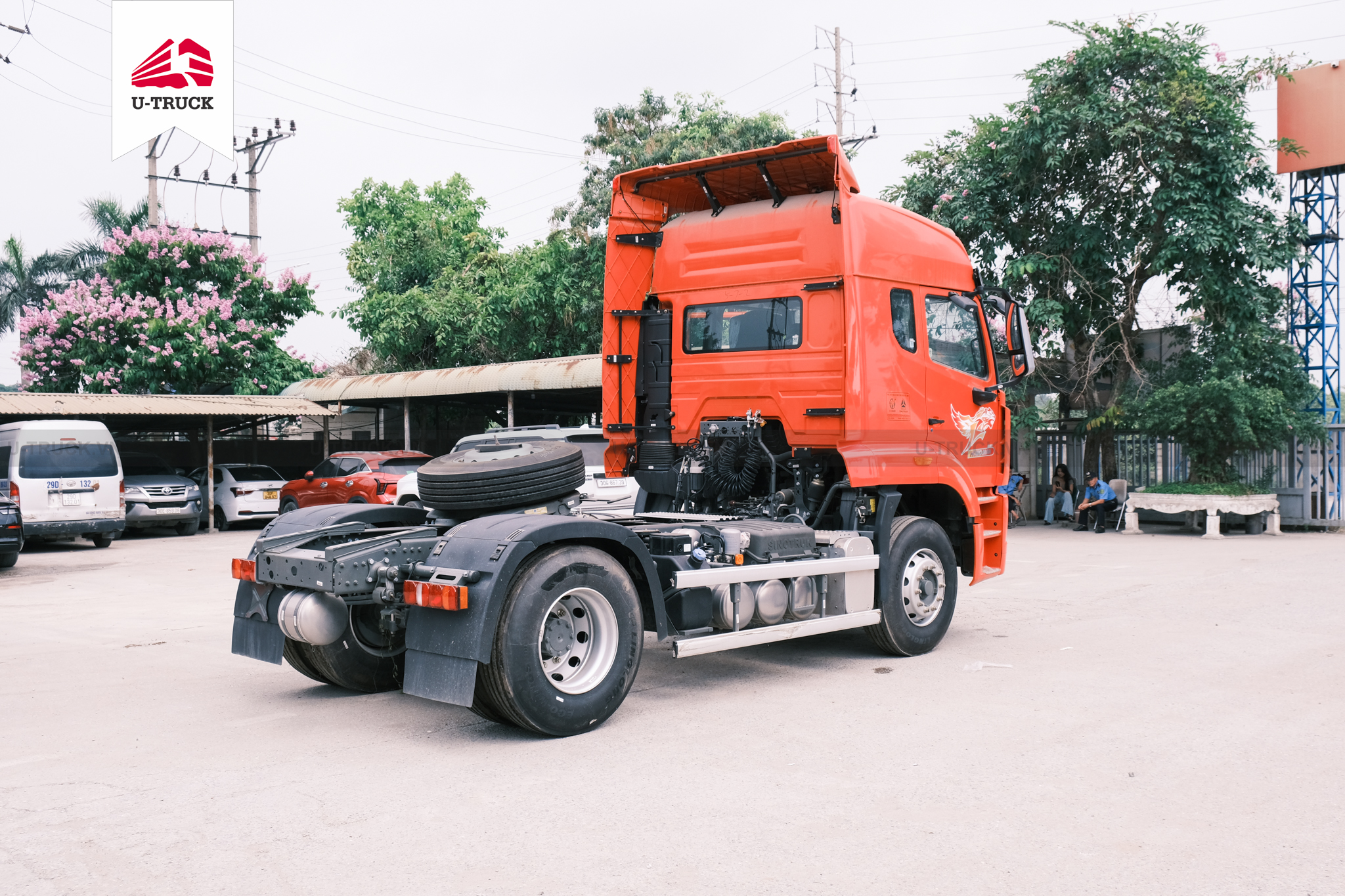 Howo NX 280 Tractor– Single Reduction Axle
