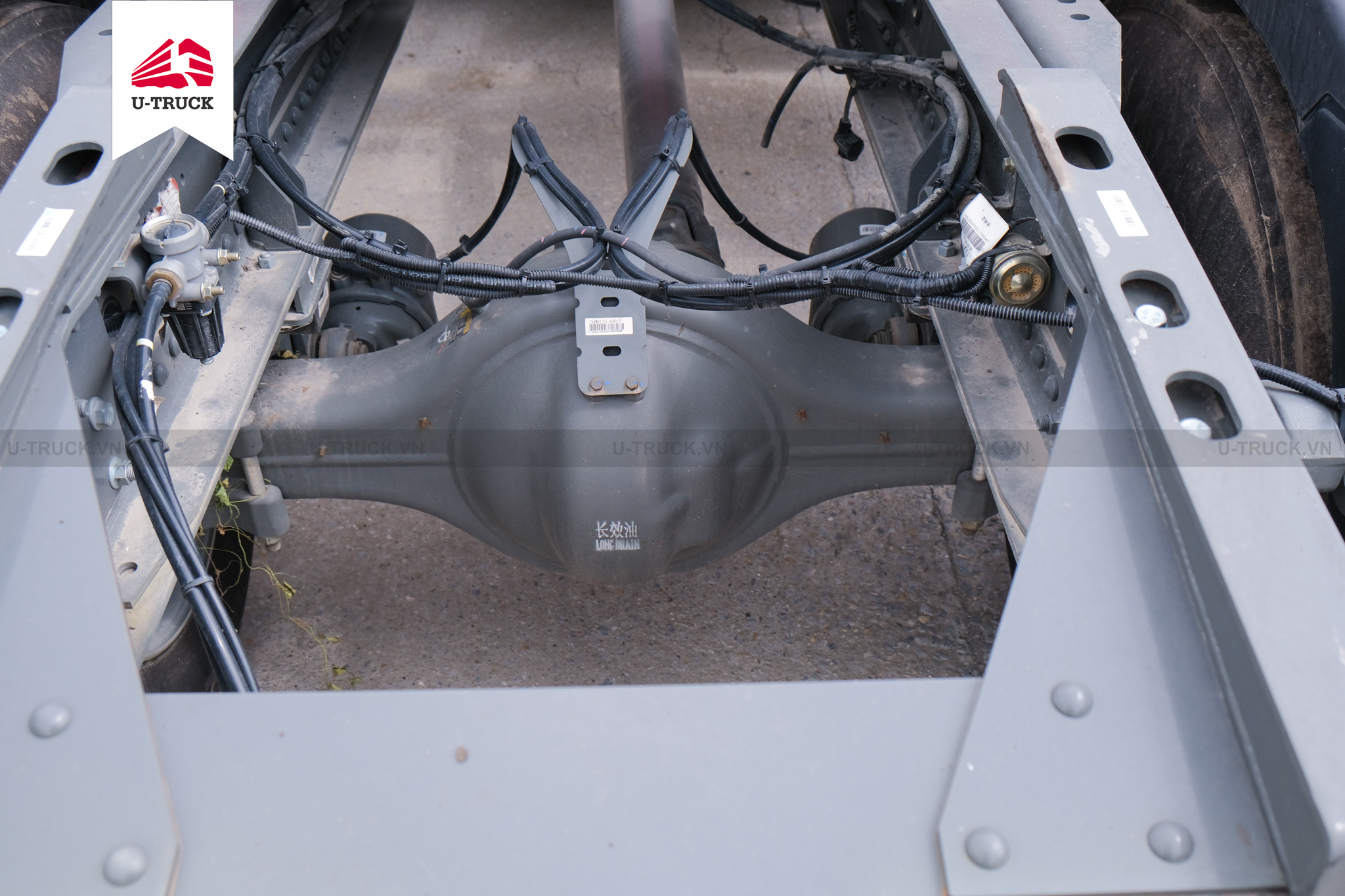 Howo NX 280 Tractor– Single Reduction Axle
