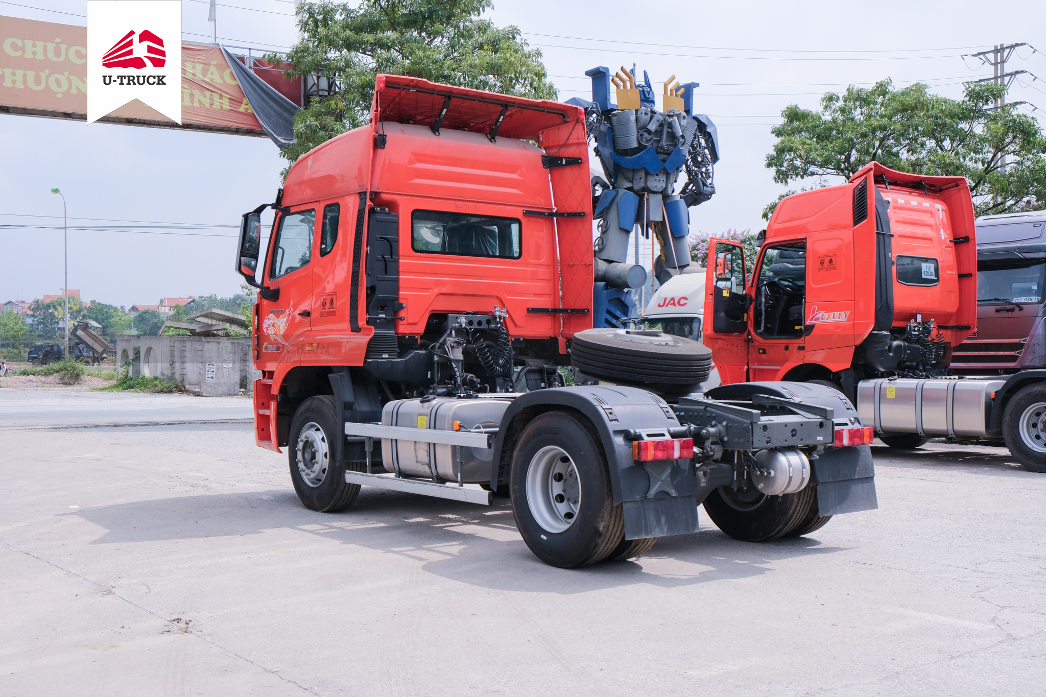 Howo NX 280 Tractor– Single Reduction Axle