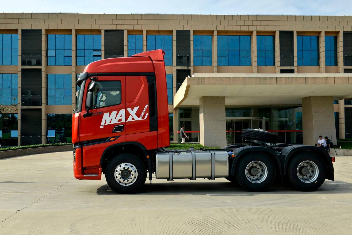 Xe đầu kéo Howo Max