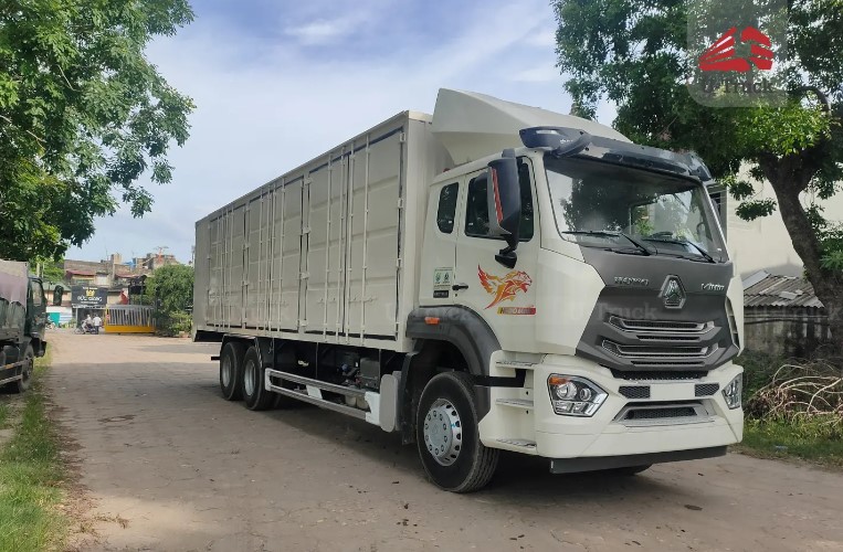 kích thước thùng xe howo 3 chân