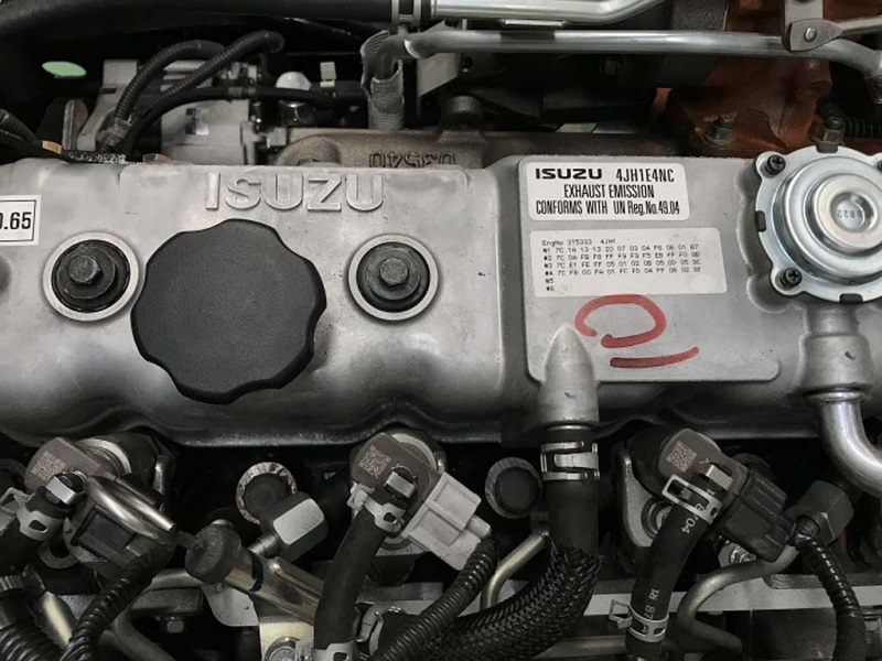 Động cơ Isuzu