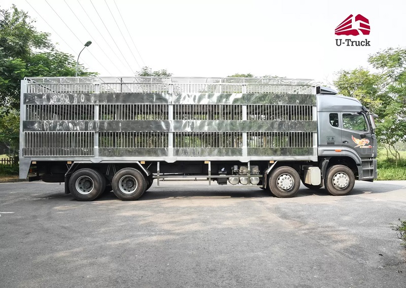 Hình ảnh thùng chở gia súc 2 tầng