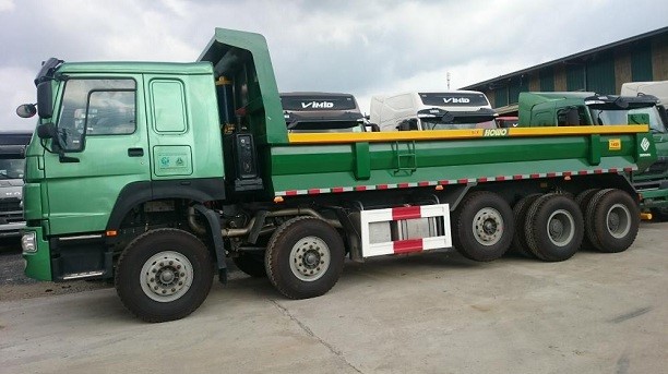 Hình ảnh xe HOWO 5 chân