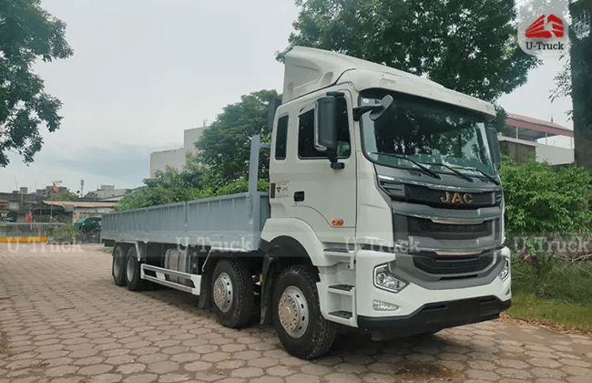 Xe tải 18 tấn JAC A5 8x4 với thiết kế hoàn hảo