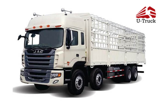 Xe tải 4 chân