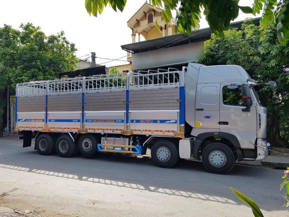 Giá xe tải thùng HOWO 5 chân hấp dẫn